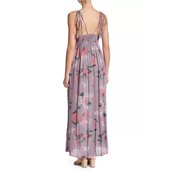 In Creme Floral Print Gemini Smocked Tie Shoulder Maxi Dress Sz L - Picture 2 of 9